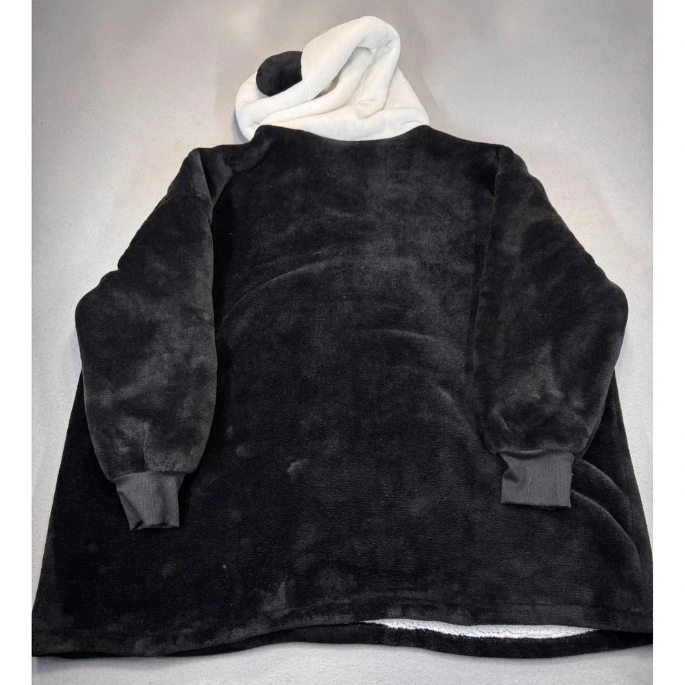 Girl Scouts Panda Oversized Wearable Blanket Hoodie Black White Plush Fleece